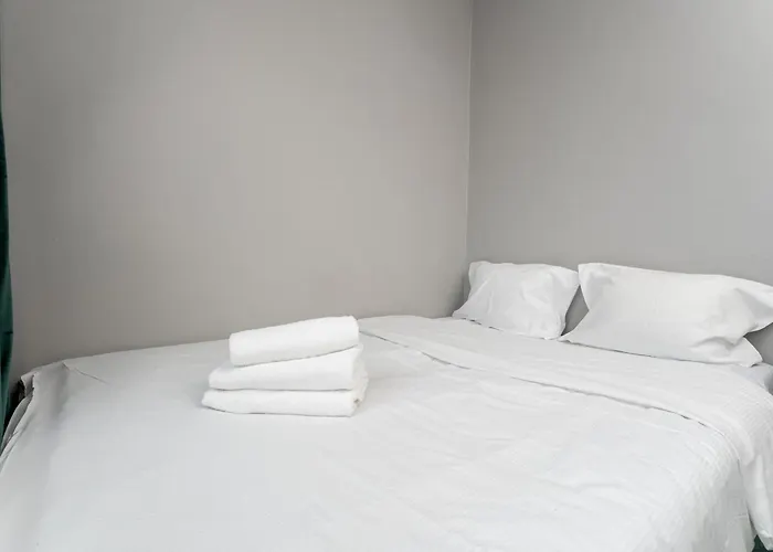 Odrzanska Urban Jungle By Bookinghost דירה קרקוב