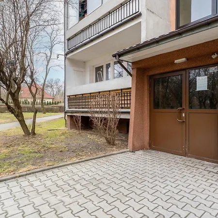 Odrzanska Urban Jungle By Bookinghost